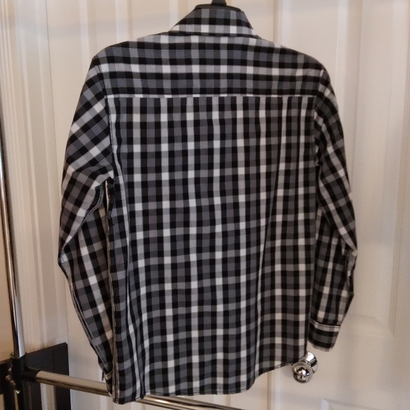 Calvin Klein Boys Large Plaid Button-down Shirt - Picture 5 of 5